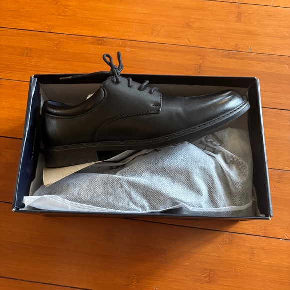 Bruno Marc Boys Dress Shoes, Size 6 - Picture 5 of 7